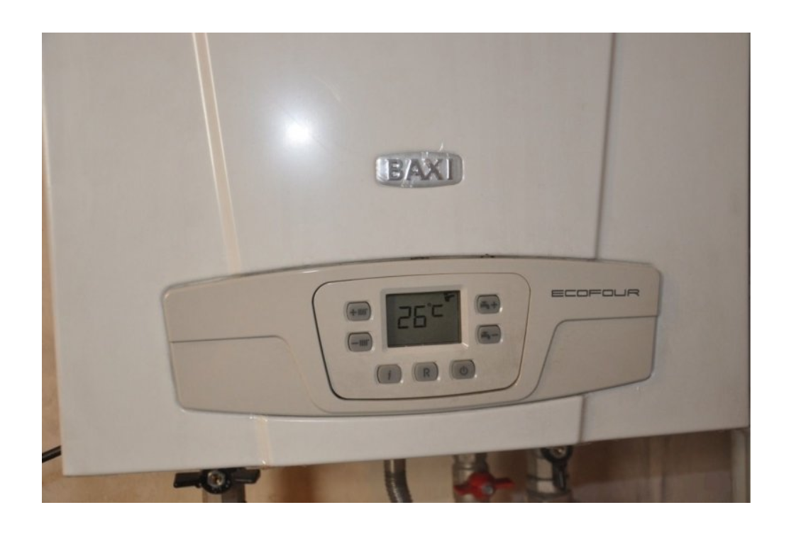 Котел газовый baxi life. Газовый настенный котел Baxi Eco four 1.24. Baxi котел Eco four 24 f. Котел газовый настенный "Baxi" Eco four 1.14 cse46114354-. Бакси котел двухконтурный настенный газовый 24.